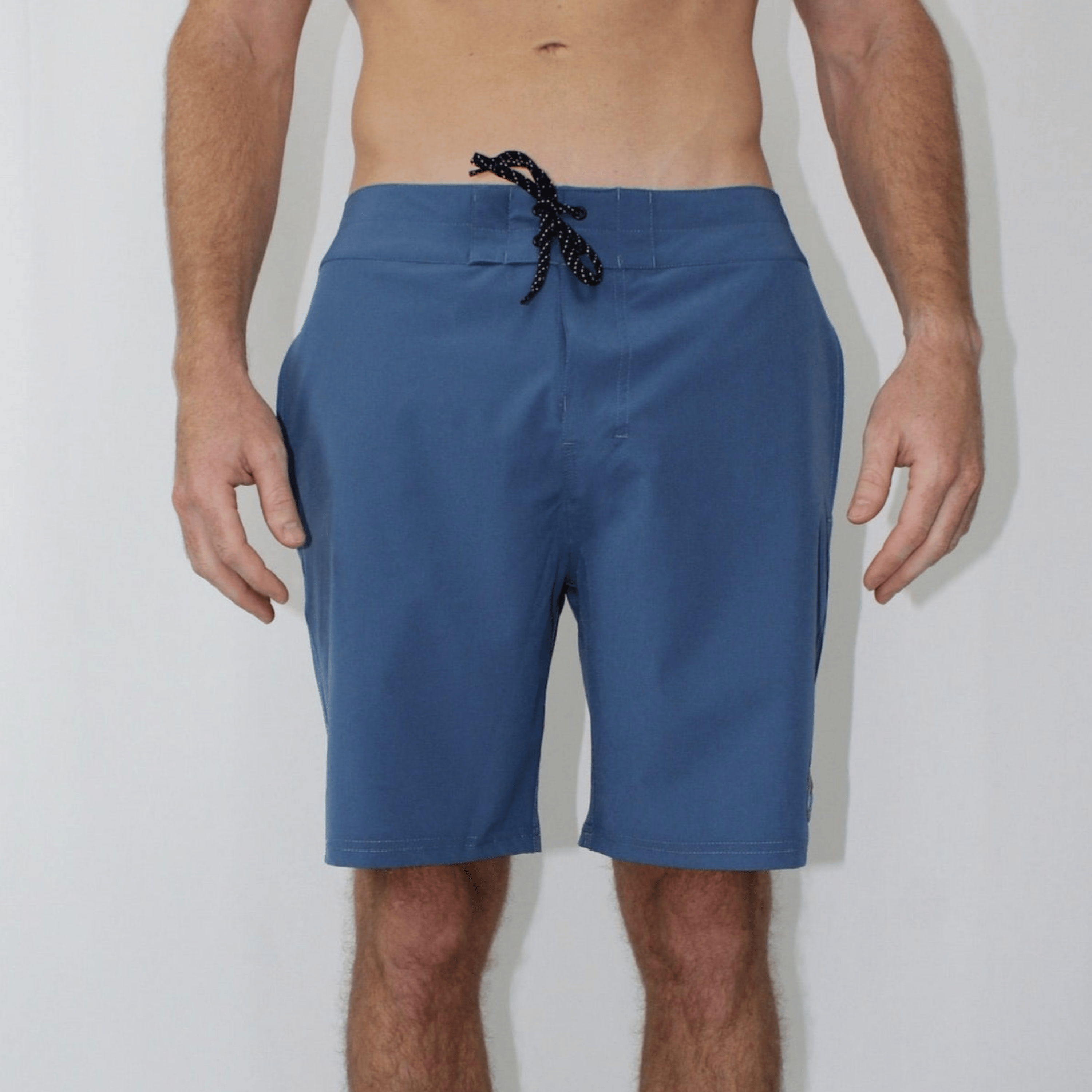 Everyday Hybrid Short - Slate Blue